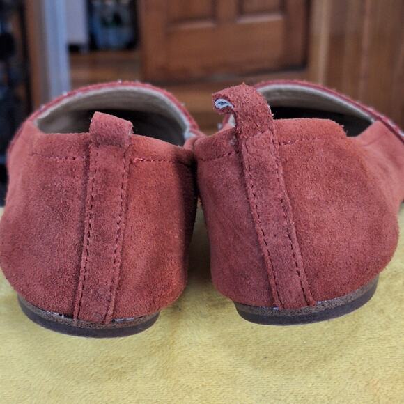 Latigo Shoes Women's 6M Embroidered Flats Suede Bohemian BohoChic Southwestern - Picture 5 of 10